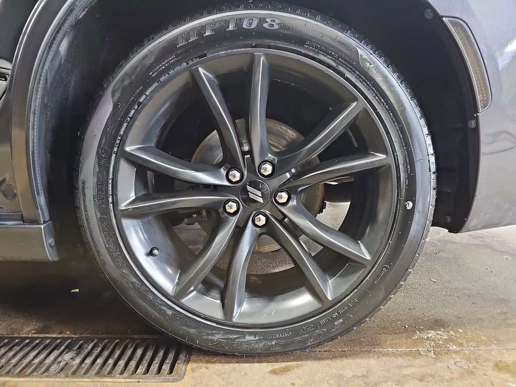 2017 DODGE CHARGER - Image 30