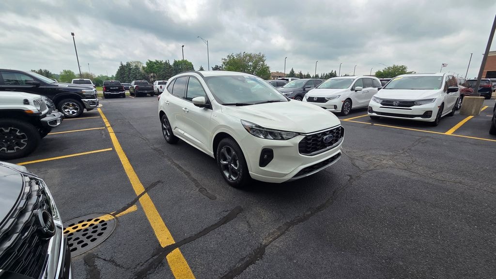 Certified 2024 Ford Escape ST-Line Select SUV