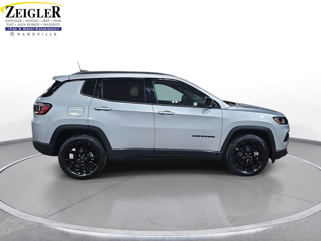 New 2026 Jeep Compass Latitude SUV
