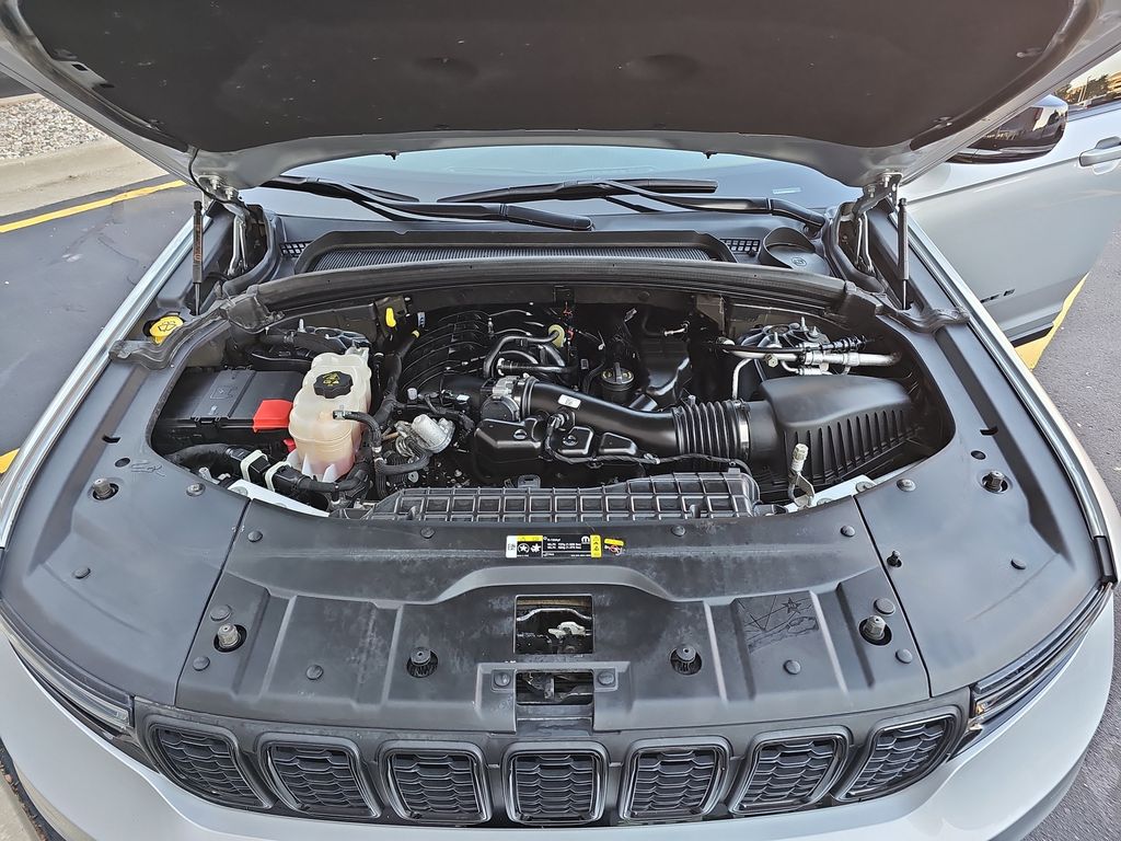 2023 JEEP GRAND CHEROKEE L - Image 31