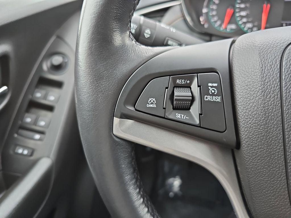 2022 CHEVROLET TRAX - Image 16