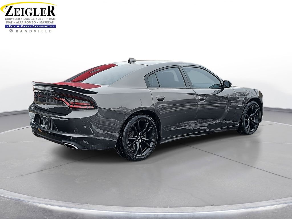 2017 DODGE CHARGER - Image 5