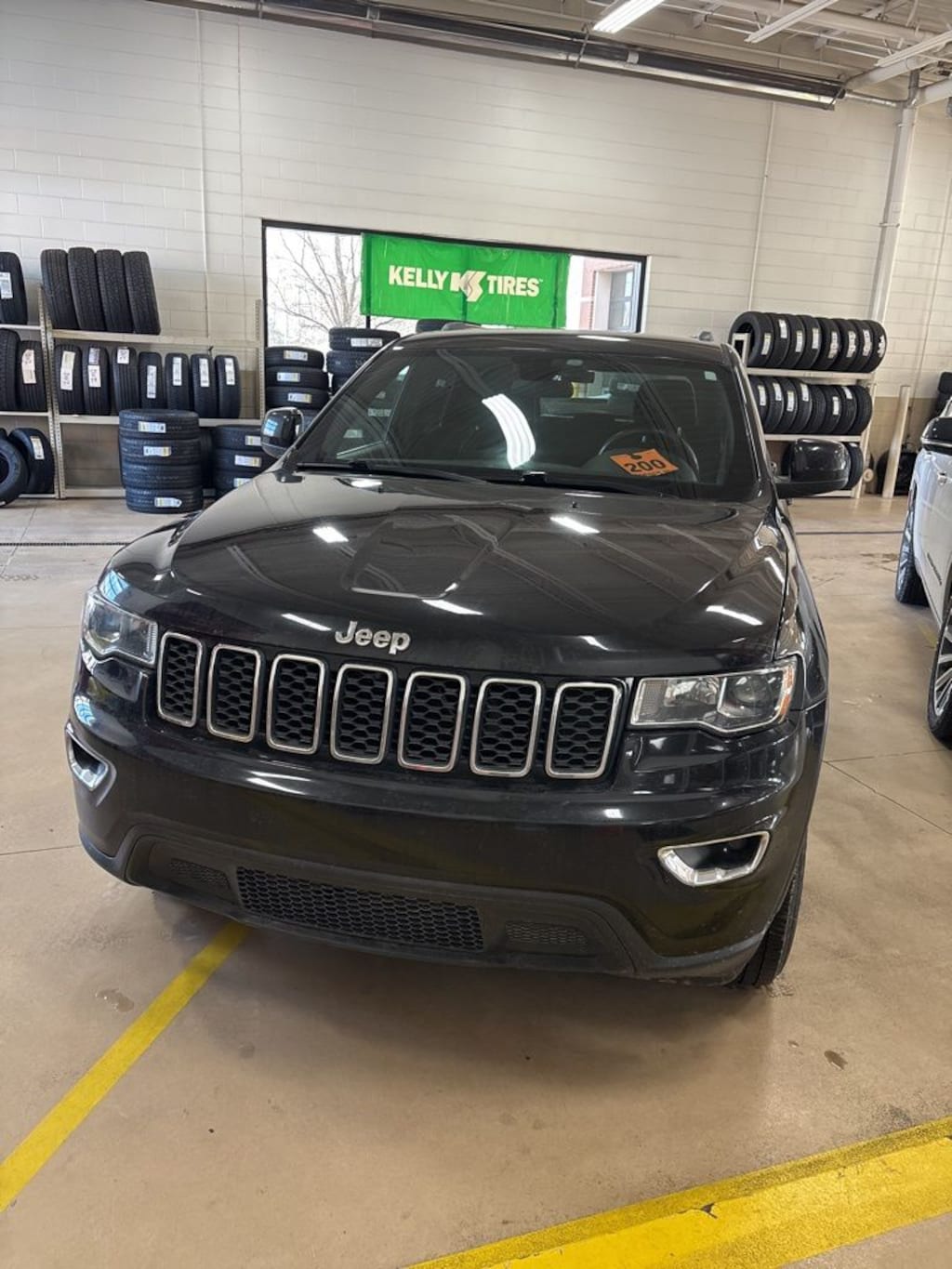 Used 2018 Jeep Grand Cherokee Laredo E SUV