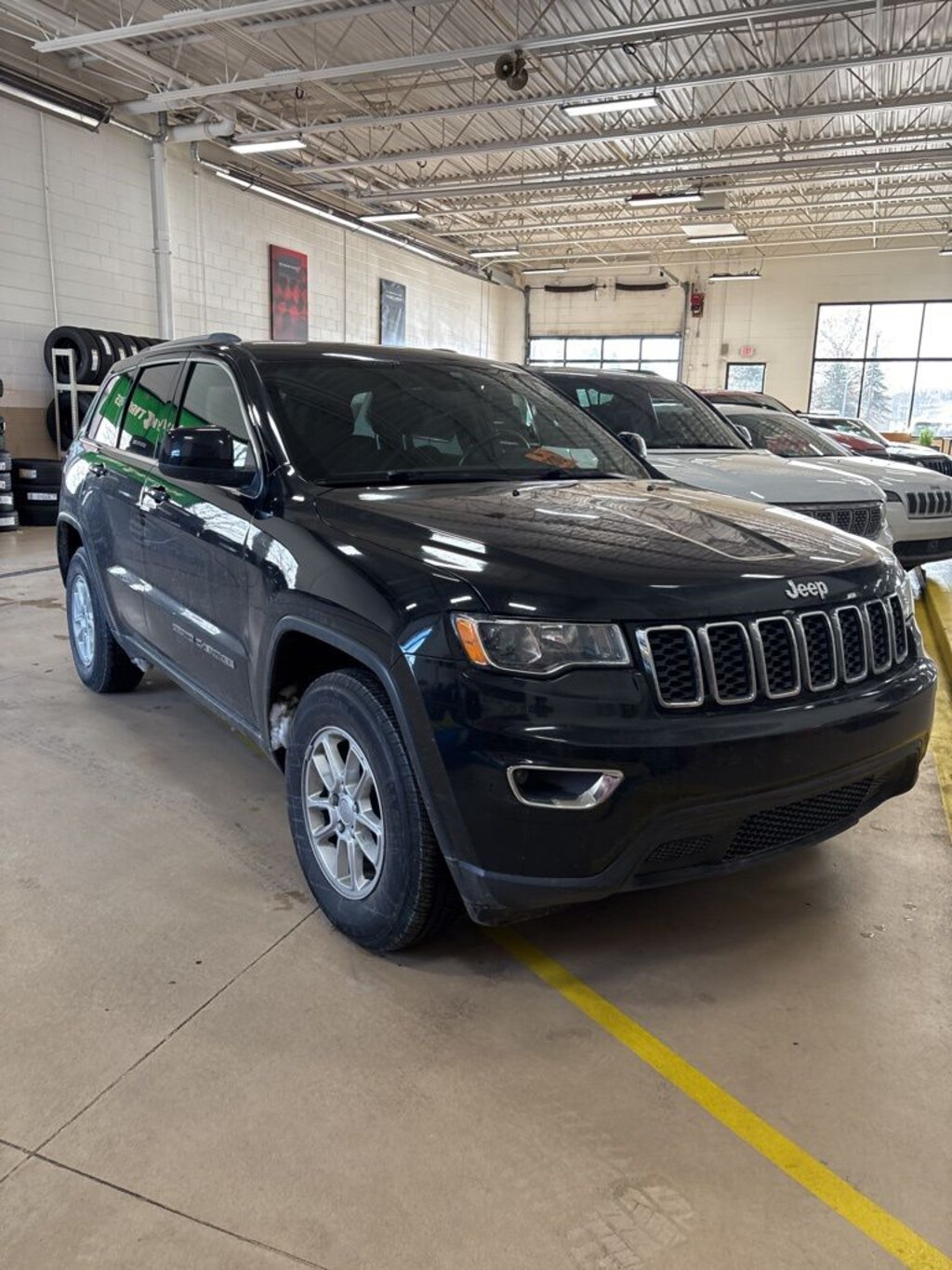 Used 2018 Jeep Grand Cherokee Laredo E SUV
