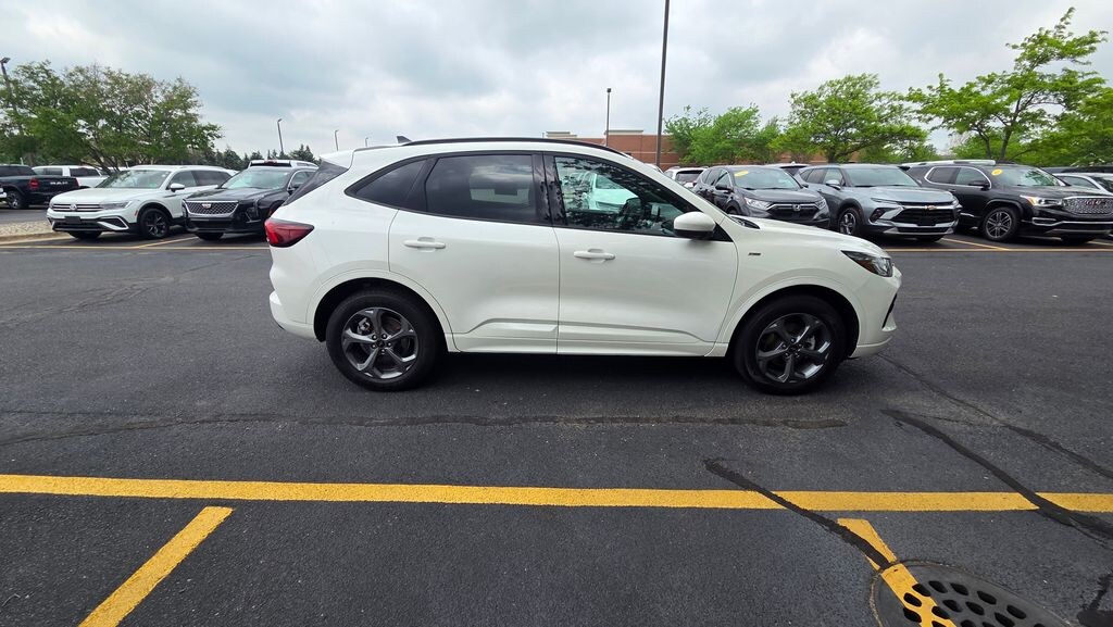 Certified 2024 Ford Escape ST-Line Select SUV
