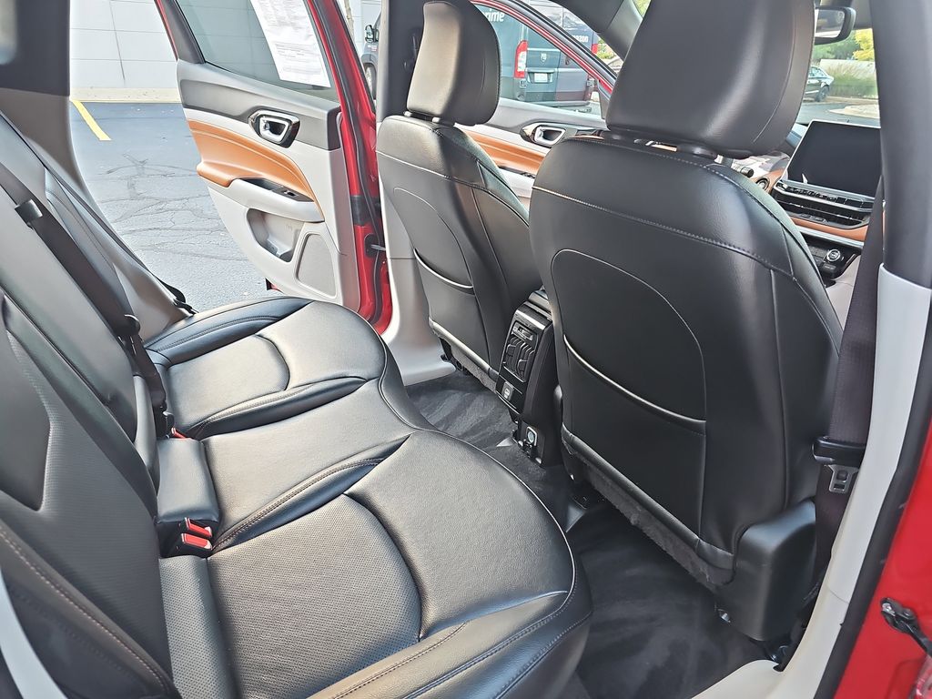 2023 JEEP COMPASS - Image 11