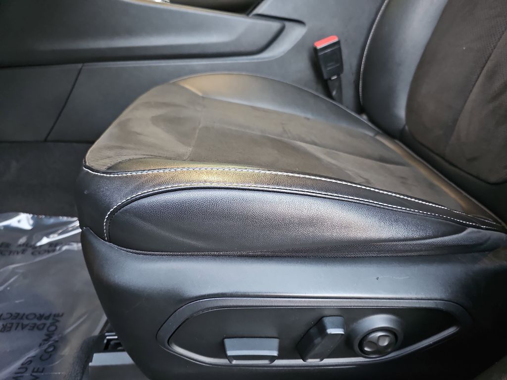 2022 JEEP GRAND CHEROKEE - Image 29