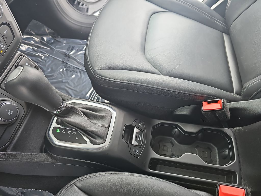 2023 JEEP RENEGADE - Image 22