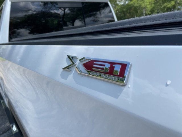 2023 GMC SIERRA - Image 38