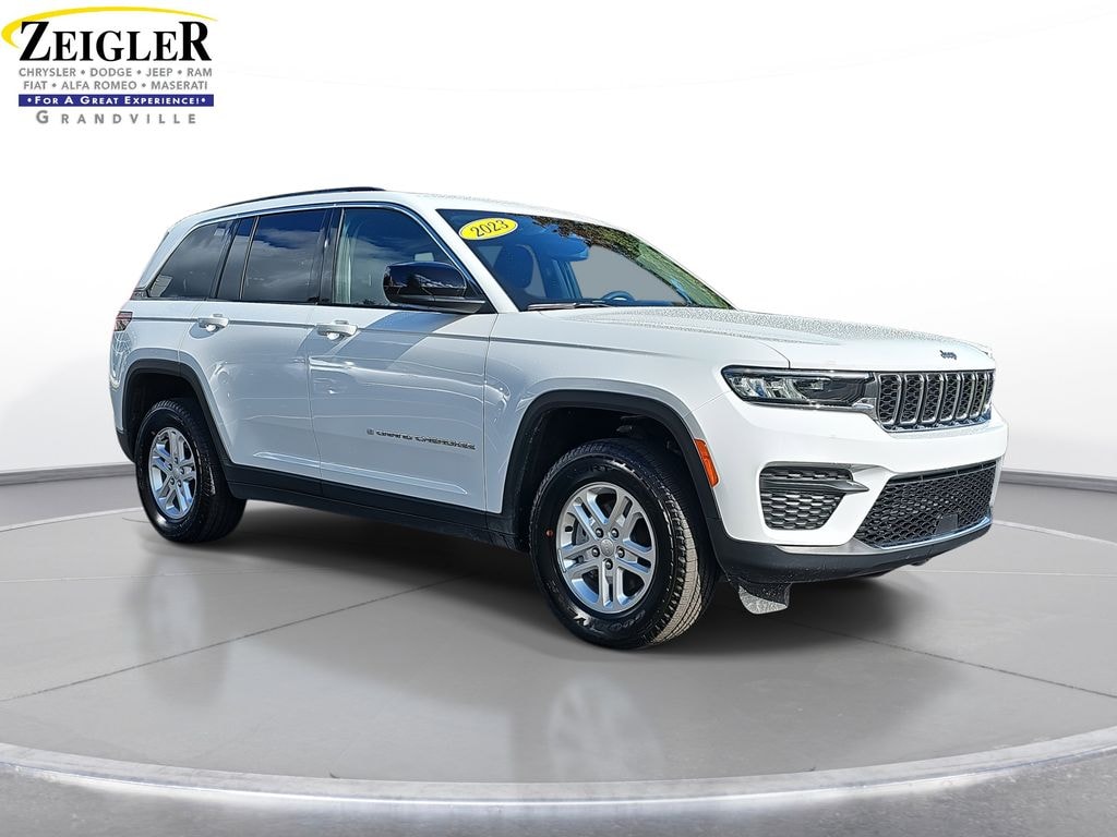 Certified 2023 Jeep Grand Cherokee Laredo SUV