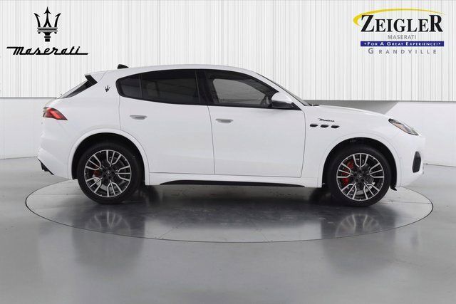 2023 Maserati Grecale Modena photo 2