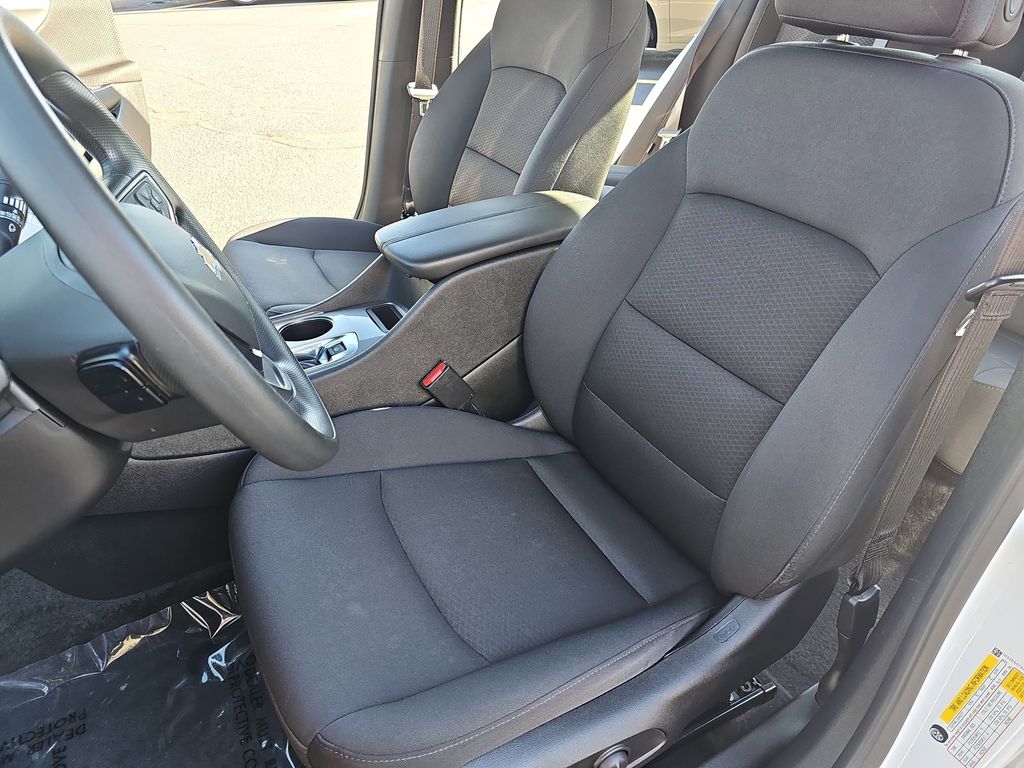 2025 CHEVROLET MALIBU - Image 14