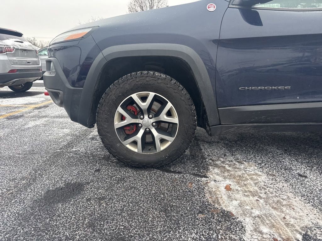 Used 2016 Jeep Cherokee Trailhawk SUV