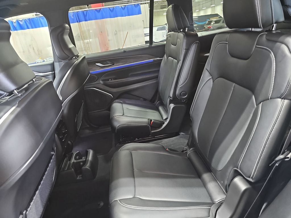 2024 JEEP GRAND CHEROKEE L - Image 16