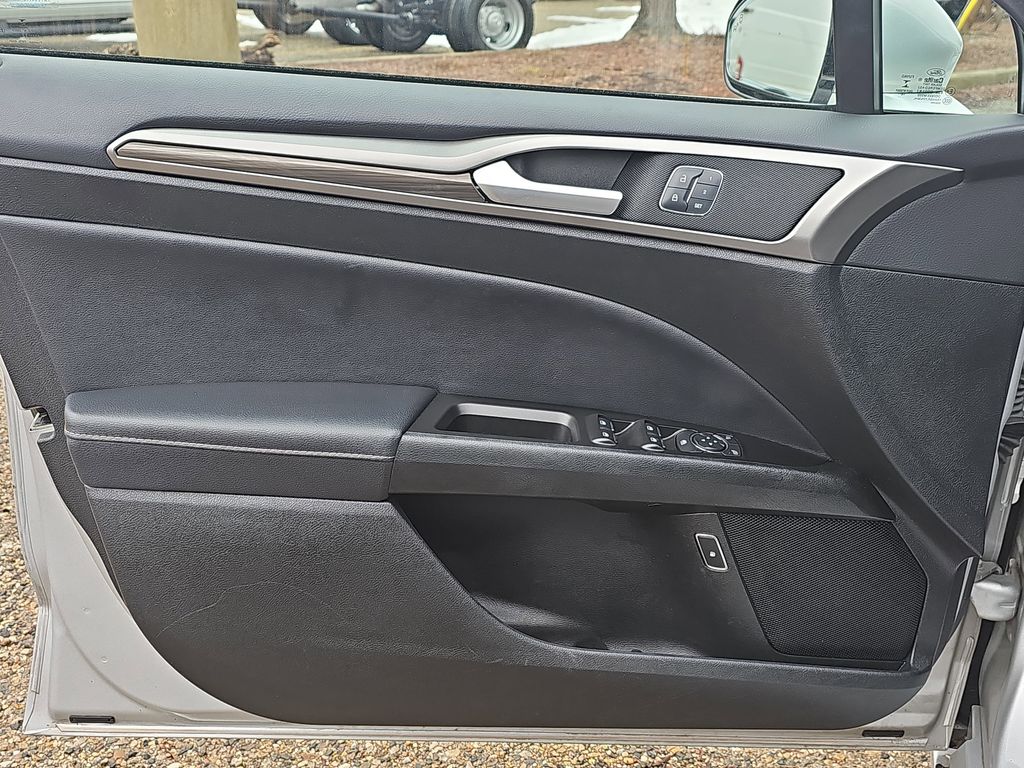 2017 FORD FUSION - Image 27