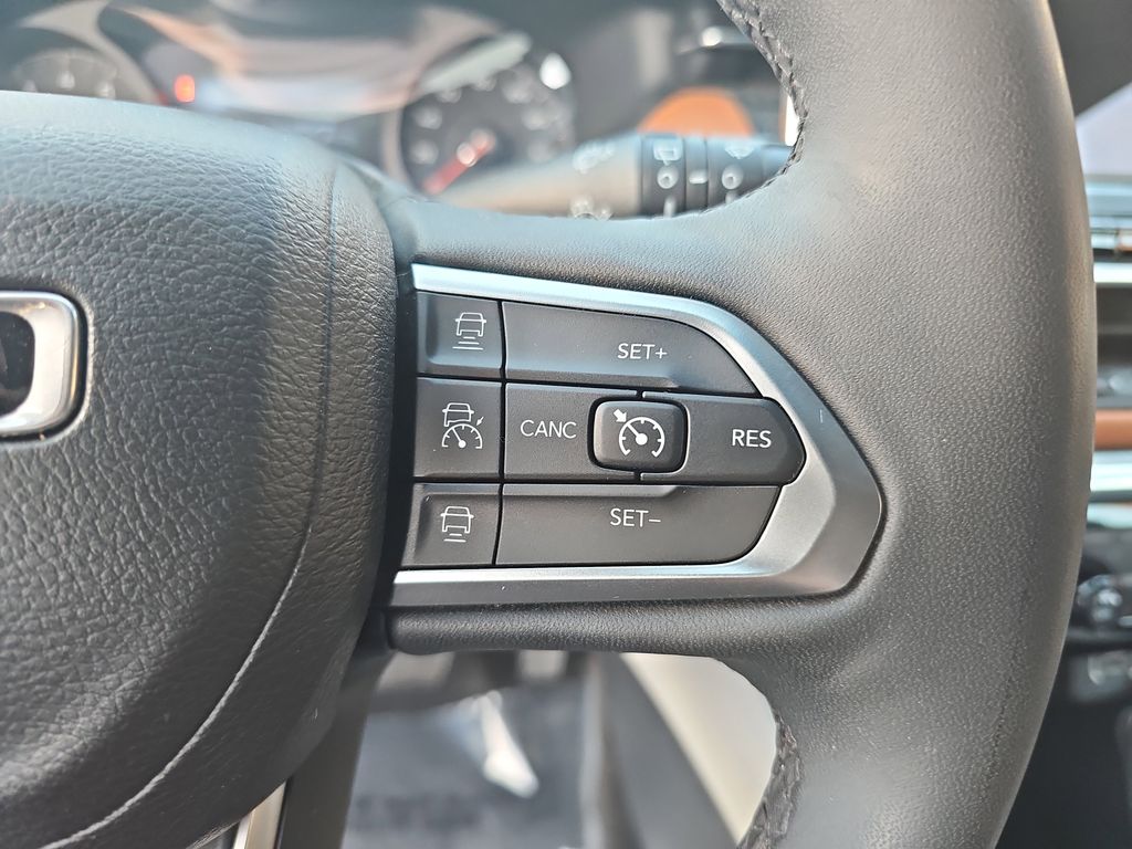 2023 JEEP COMPASS - Image 17