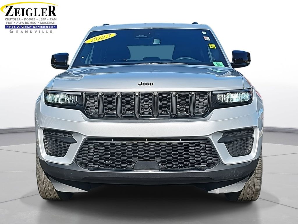 2023 JEEP GRAND CHEROKEE - Image 2