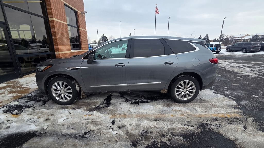 Used 2021 Buick Enclave Essence SUV