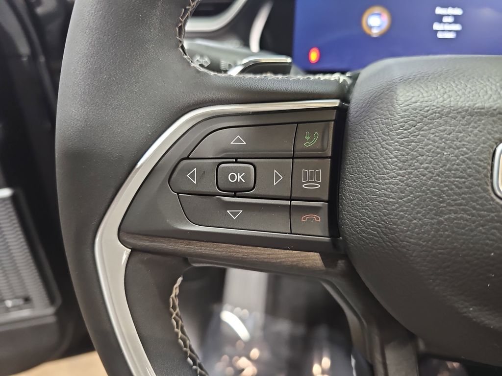 2023 JEEP GRAND CHEROKEE L - Image 19