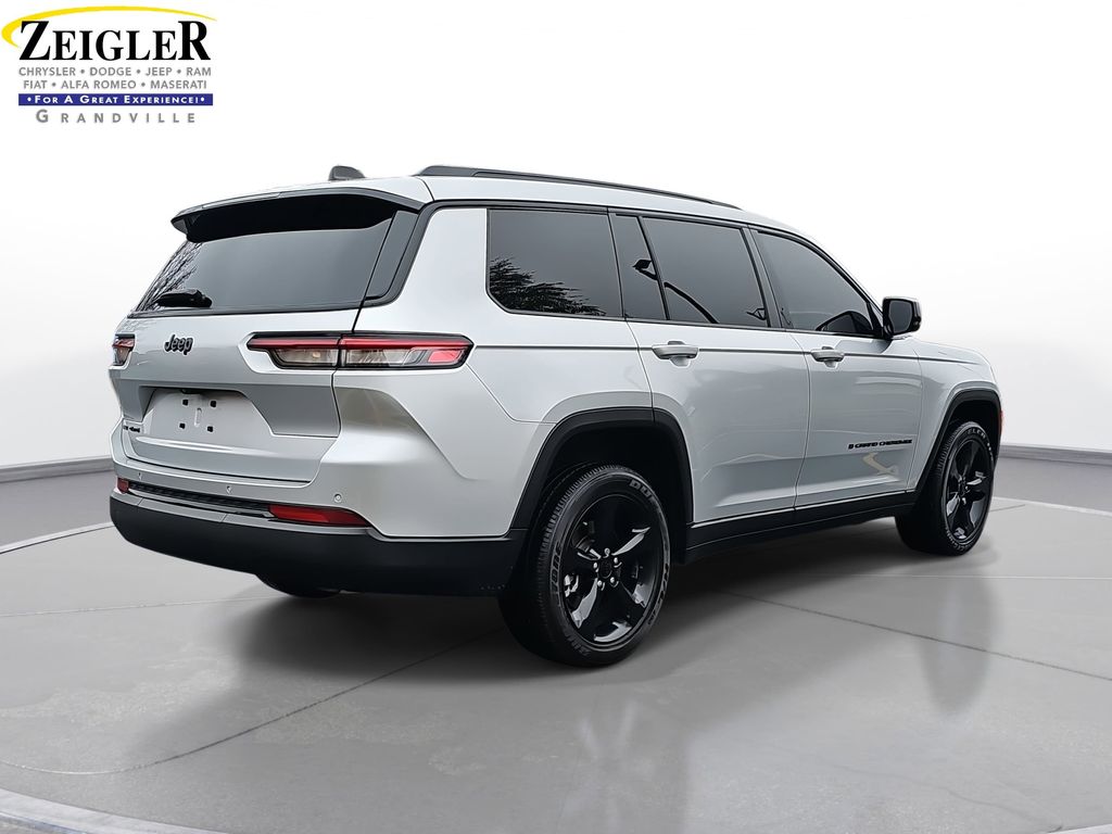 2023 JEEP GRAND CHEROKEE L - Image 5