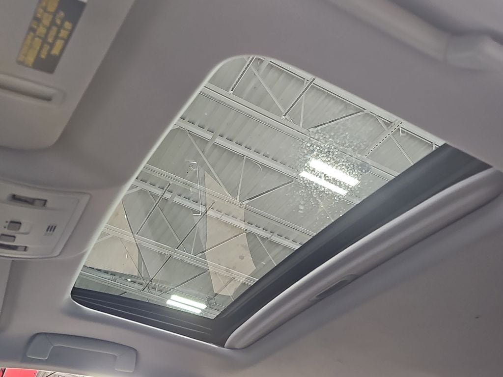 2016 LEXUS ES - Image 24