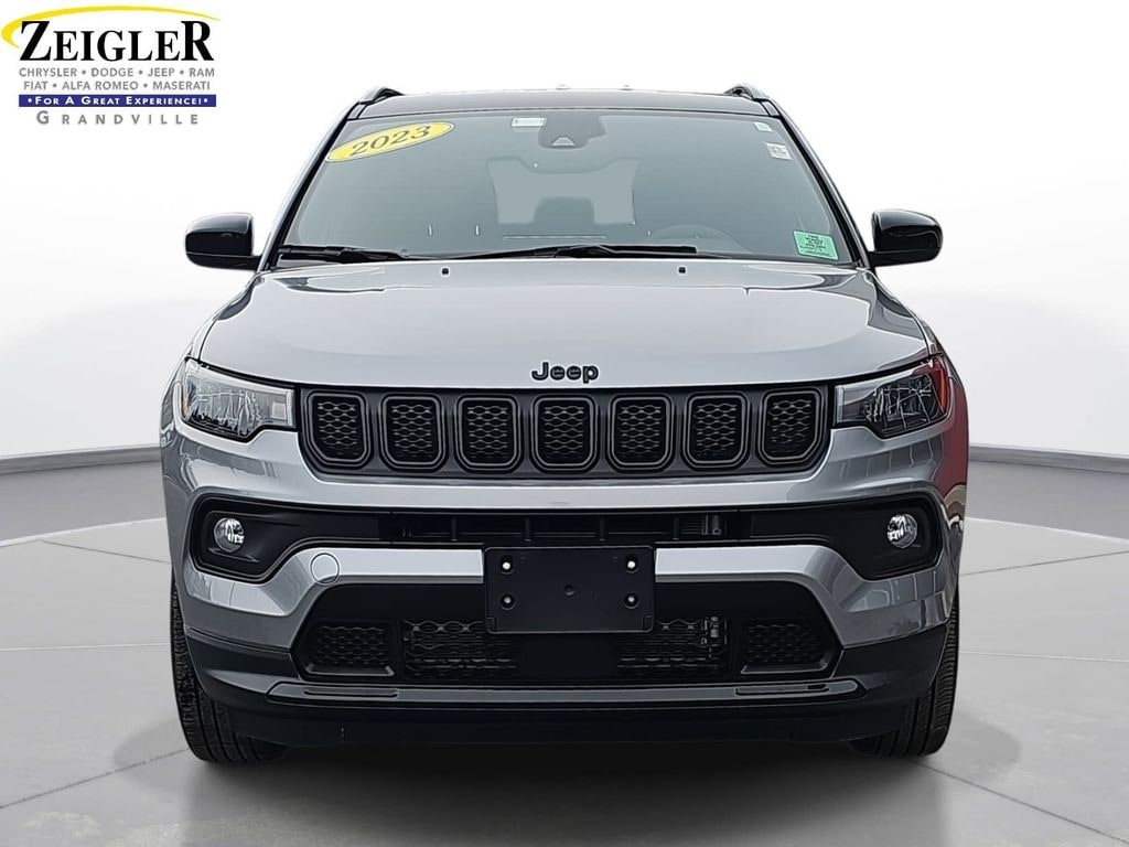 Used 2023 Jeep Compass Altitude SUV