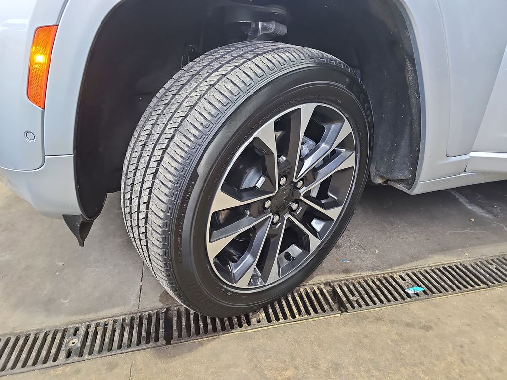 2024 JEEP GRAND CHEROKEE L - Image 34