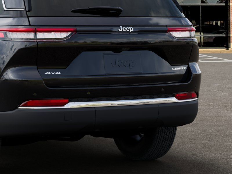 2025 JEEP GRAND CHEROKEE - Image 13