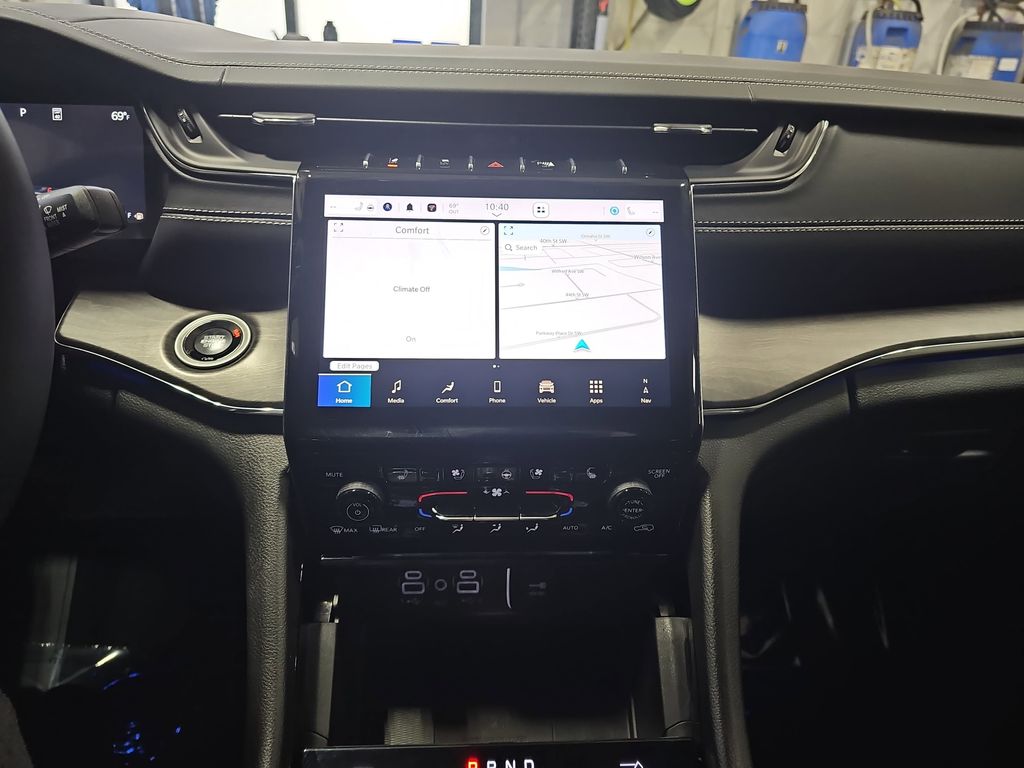 2024 JEEP GRAND CHEROKEE L - Image 22