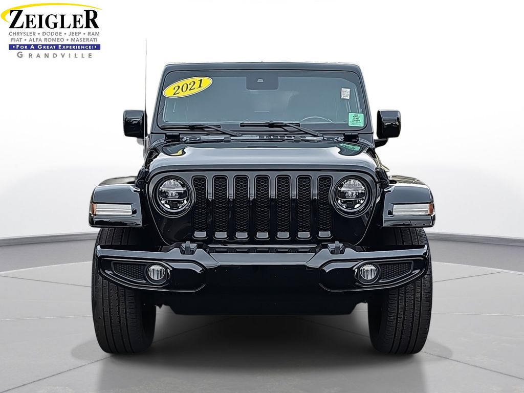2021 Jeep Wrangler Unlimited Sahara High Altitude photo 2