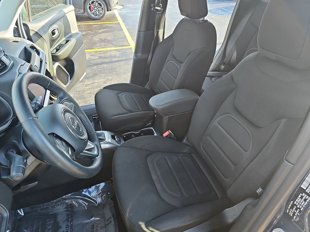 2022 JEEP RENEGADE - Image 14