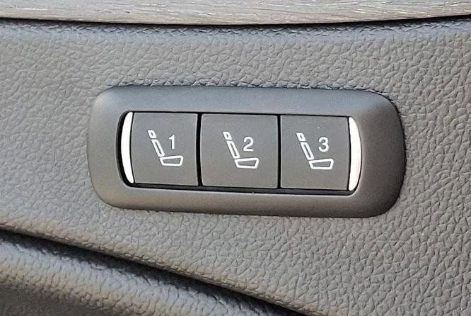 2023 ALFA ROMEO STELVIO - Image 13