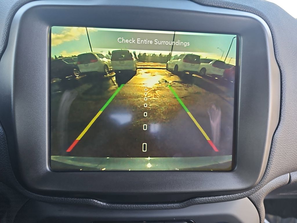 2022 JEEP RENEGADE - Image 23