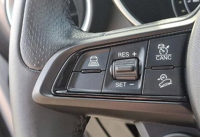 2023 ALFA ROMEO STELVIO - Image 11