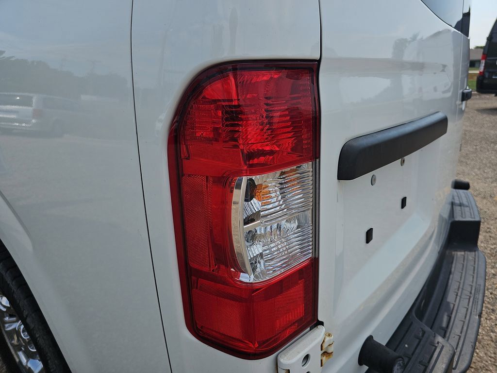 2020 NISSAN NV - Image 31