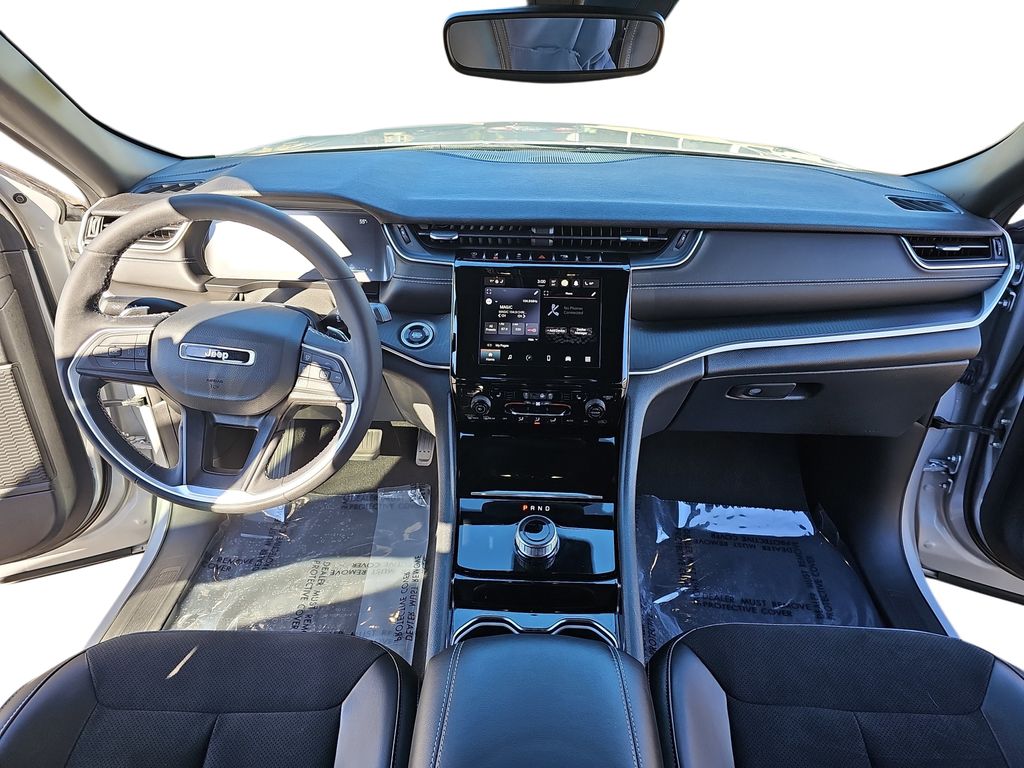 2023 JEEP GRAND CHEROKEE - Image 9