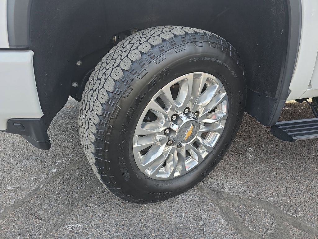 2022 CHEVROLET SILVERADO HD - Image 31