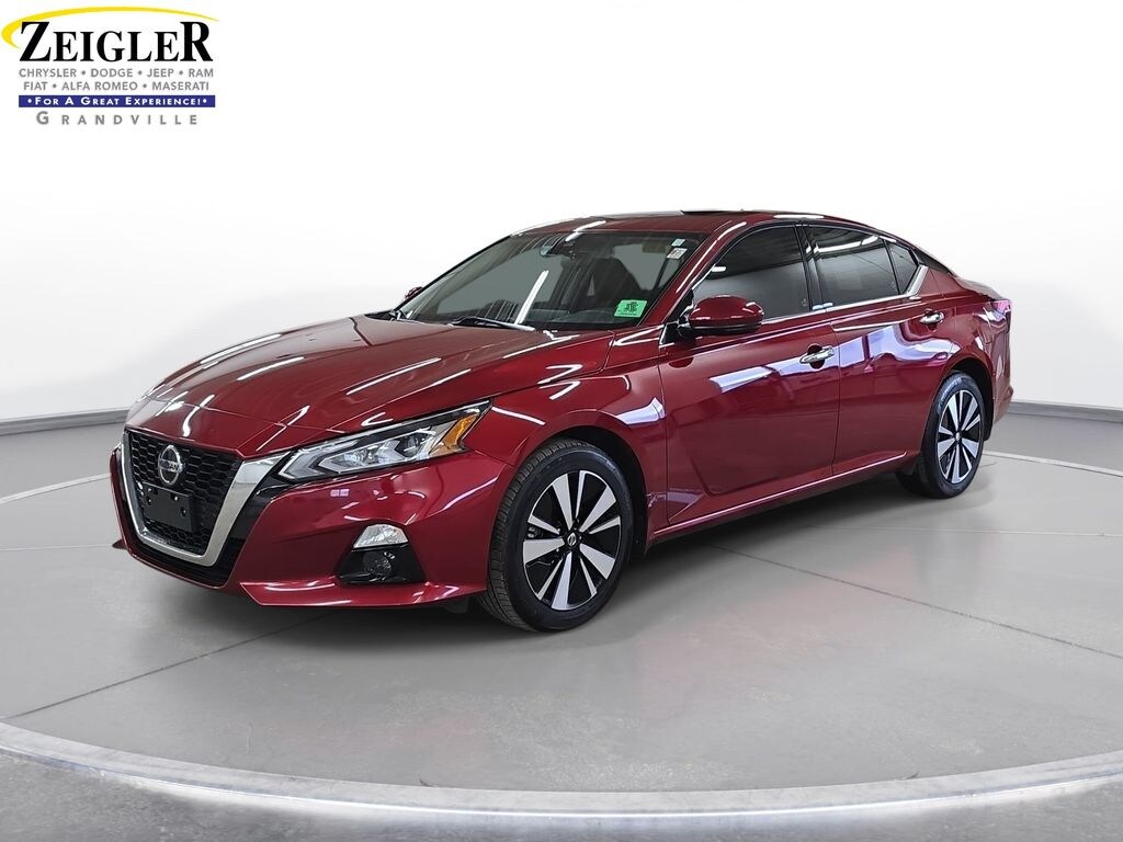 Certified 2022 Nissan Altima 2.5 SL Sedan