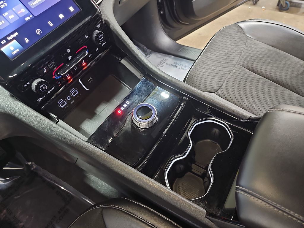 2023 JEEP GRAND CHEROKEE L - Image 26