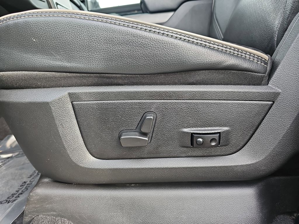 2021 RAM 3500 - Image 26