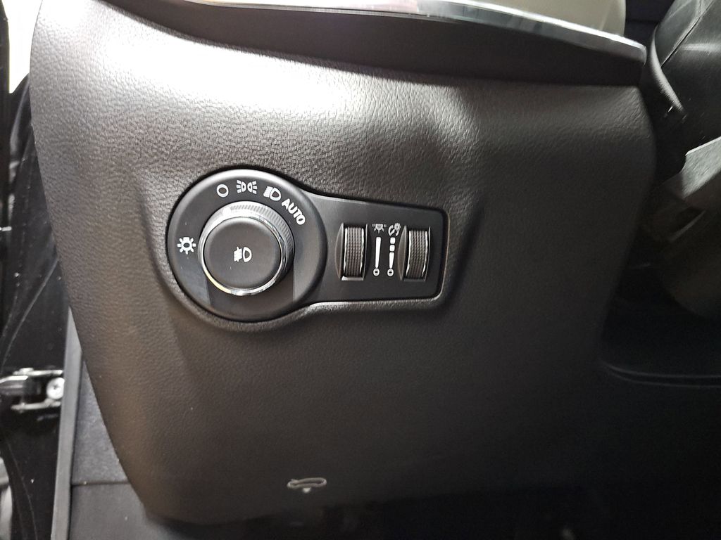 2023 JEEP COMPASS - Image 23