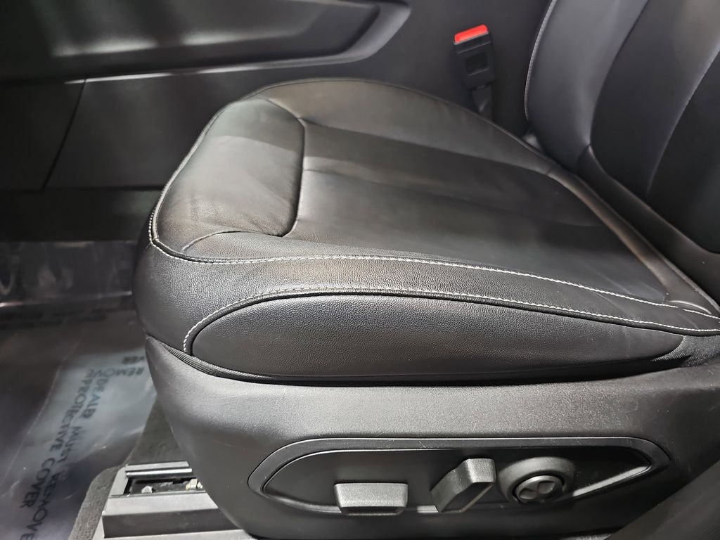 2023 JEEP GRAND CHEROKEE - Image 28