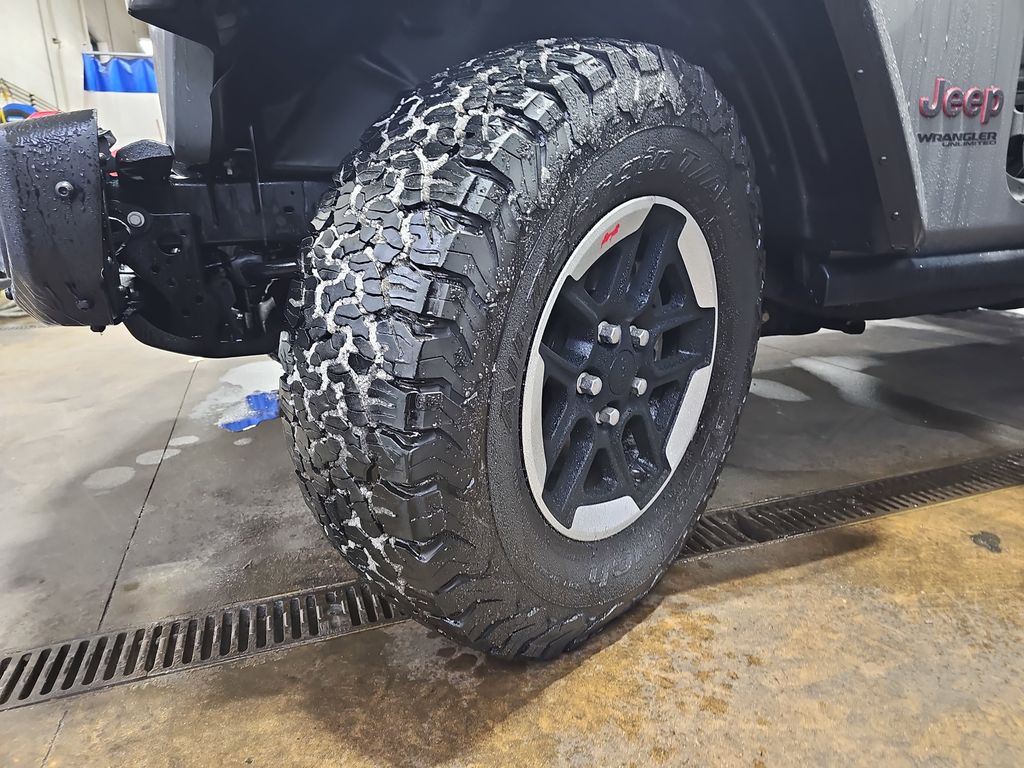 2021 JEEP WRANGLER - Image 32