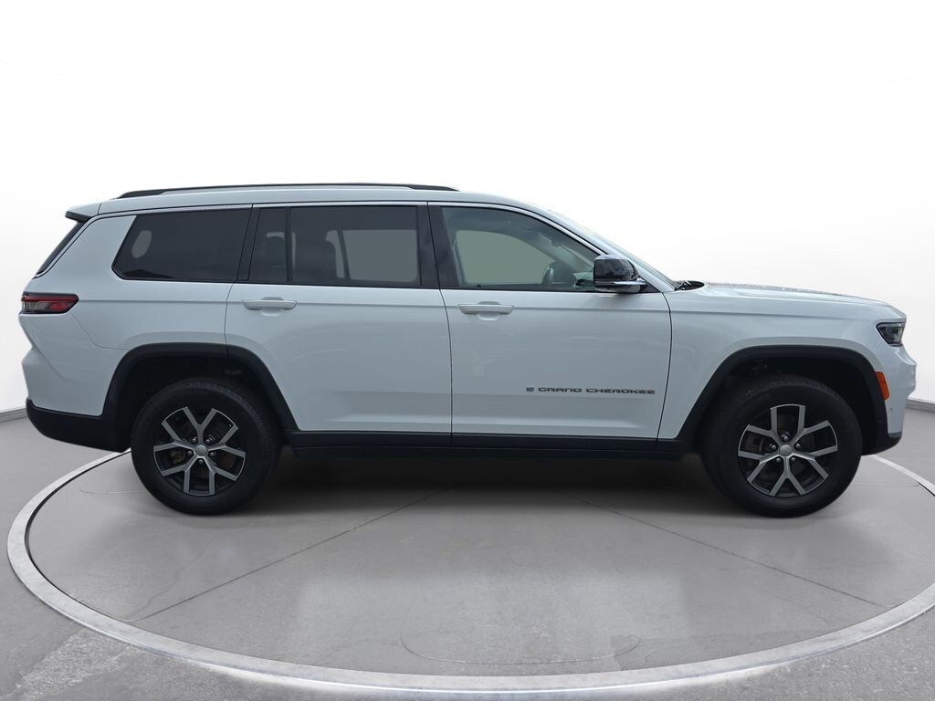 Used 2023 Jeep Grand Cherokee Limited SUV