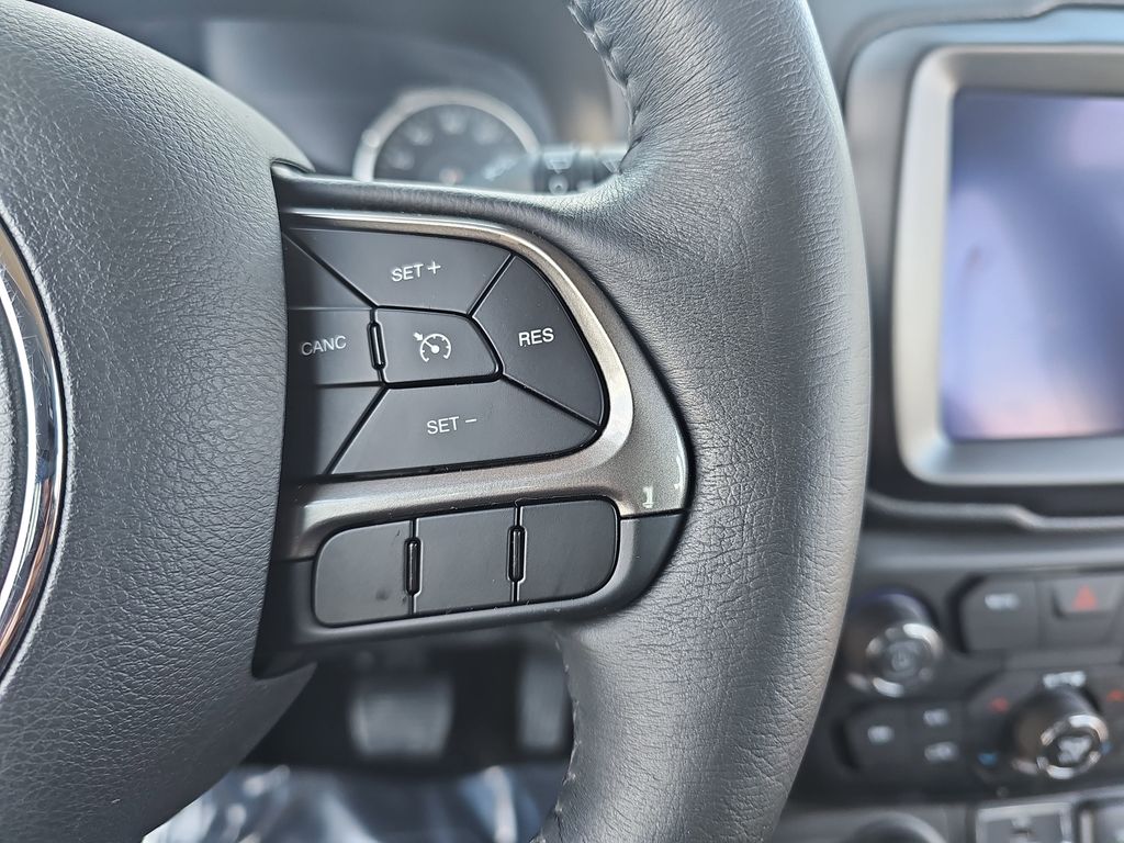 2022 JEEP RENEGADE - Image 17