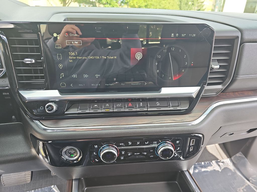 2023 GMC SIERRA - Image 19