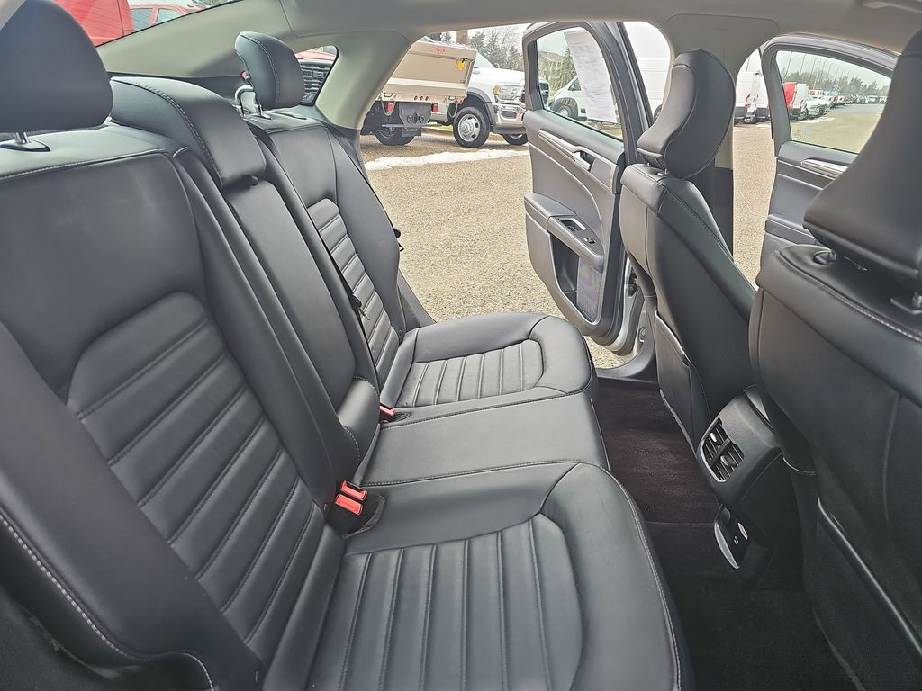 2017 FORD FUSION - Image 11