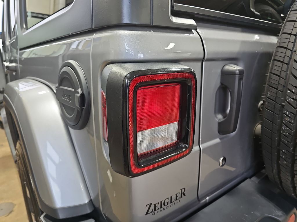 2018 JEEP WRANGLER - Image 34