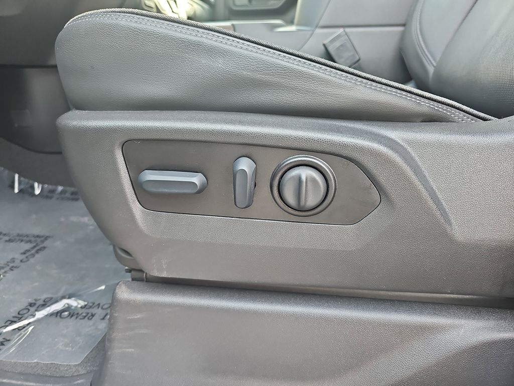 2022 CHEVROLET SILVERADO HD - Image 27