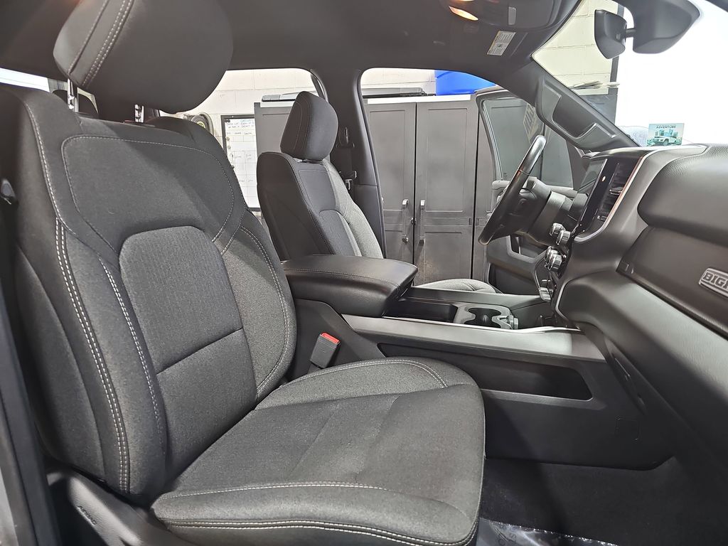 2019 RAM 1500 - Image 10